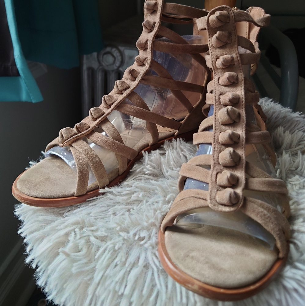 Kensie genuine leather suede sandals marked Sz 6.5US